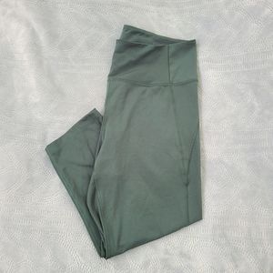 Girlfriend Collective High-Rise Capri Legging